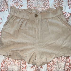 'Etiquette' linen high waisted shorts, size L stretch waistband